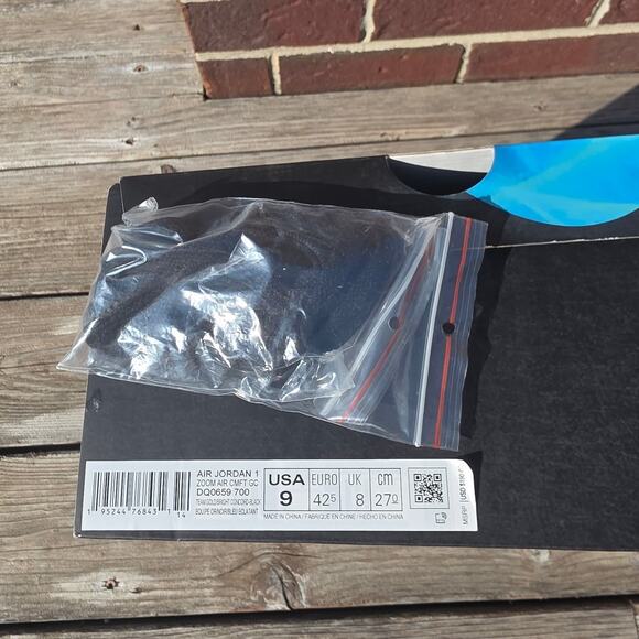 Jordan 1 High Zoom Air CMFT "Gold Laser" - Picture 8 of 8